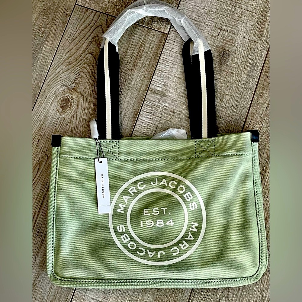 MARC JACOBS Signet Canvas Tote Rare Mint Green Brand New with Tags!!